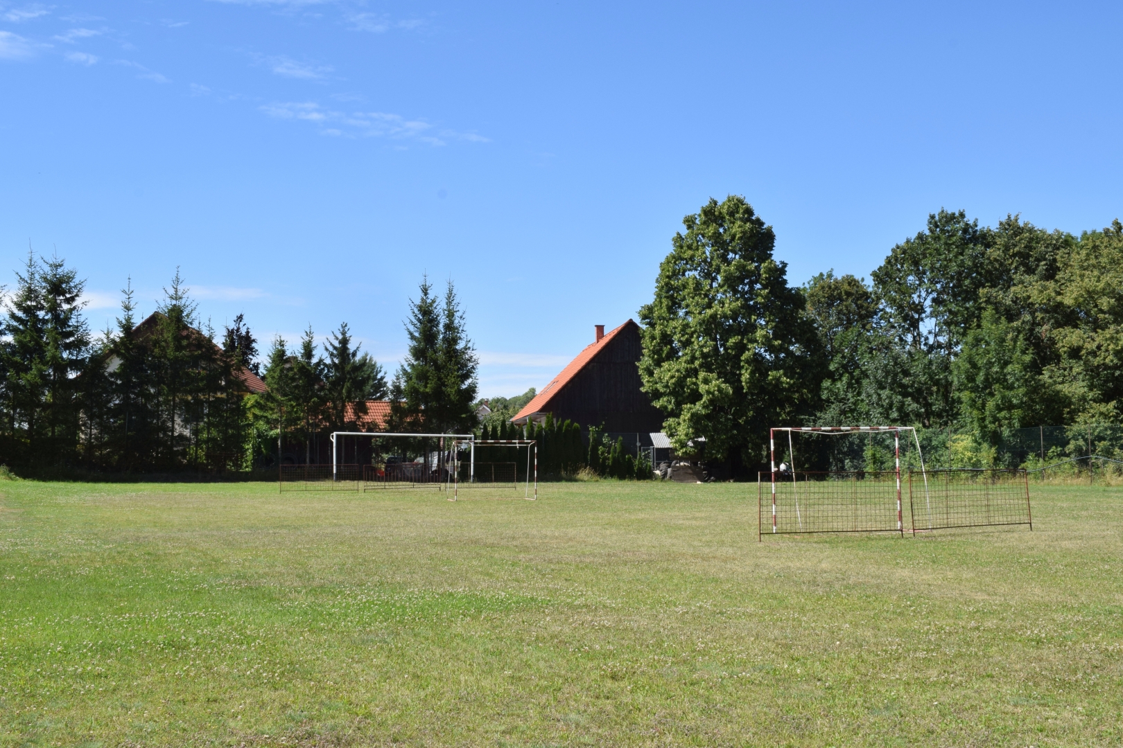 Obec Žďárec - fotbalové hřiště 2